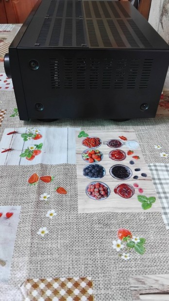 denon avr x2000es erősítő