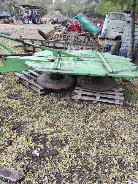 dobos kasza 185cm hidralikusan felhajthat� csere �rdekel 