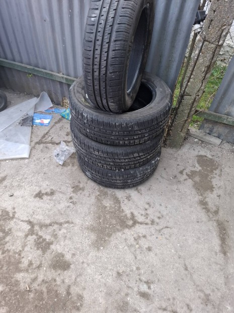 elad� 185/65-15 ny�ri gumi