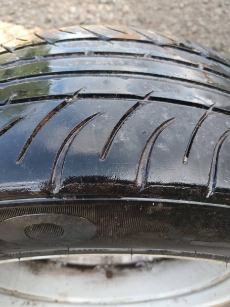 eladó 1 garnitúra Mercedes alu felni