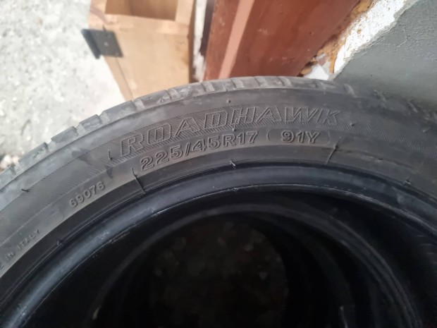 elad 225/45 r 17es gumi garnitra