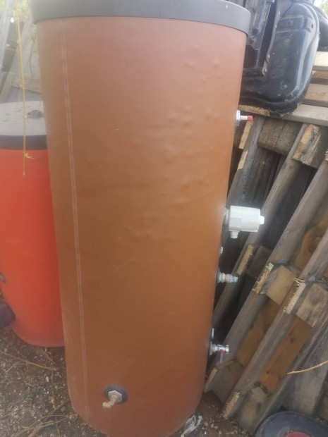 eladó 300 literes puffertartály