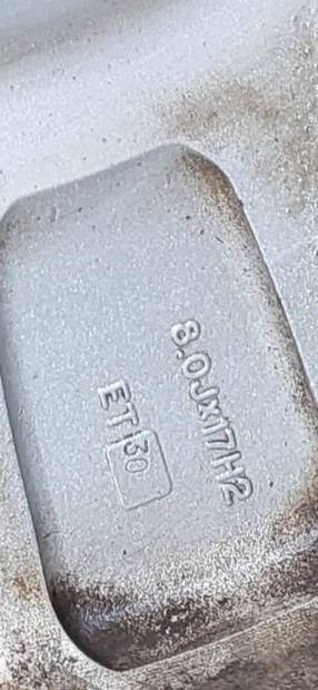 elad� Bmw 5x120 R17 felni szett j� ny�ri gumikkal. 