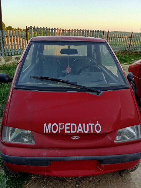 elad Erad mopedauto magyar okmnyokkal 