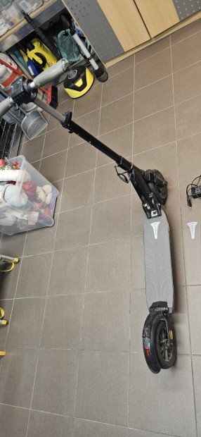 elad� Etwow booster Es elektromos roller