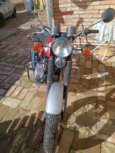 elad� Jawa 350/734