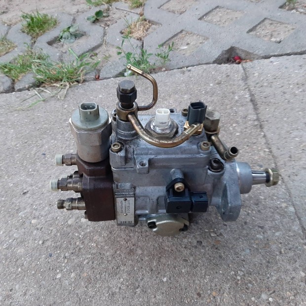 elad� Opel 1,7-es Isuzu motorhoz adagol� m�gnesszeleppel