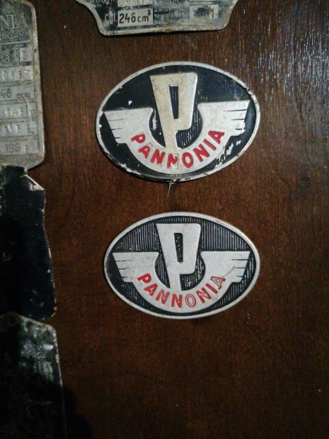 elad Pannnia tank emblma. 