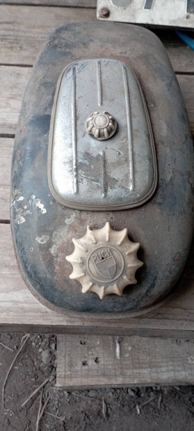 elad� Puch MV, VS, DS tank