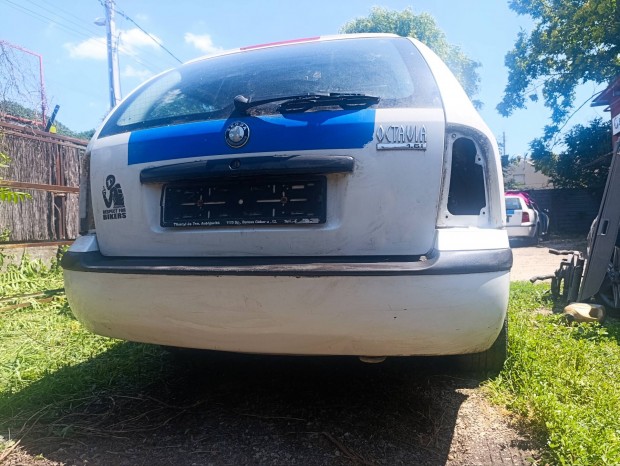 eladó Skoda Octavia 1 Combi csomiajtó komplett 30e lökhárító 20