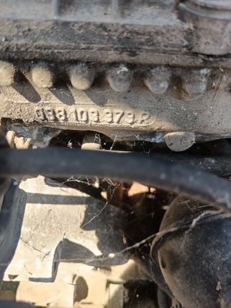 eladó Wv Passat B5 hengerfej.