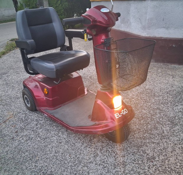 elad  EL GO elektromos moped