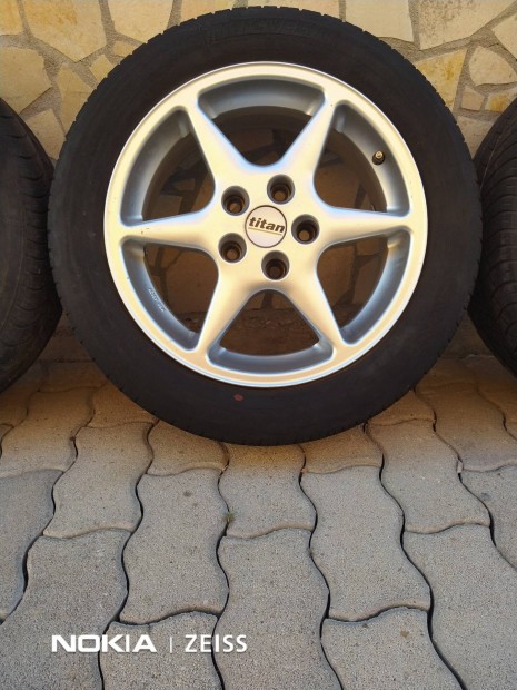 elado alufelni japán autora