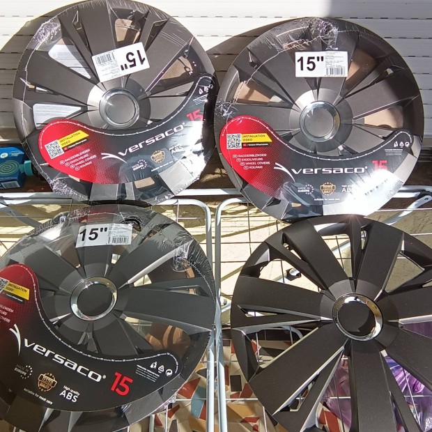 elad� d�szt�rcsa 