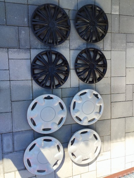 elad� d�szt�rcs�k 