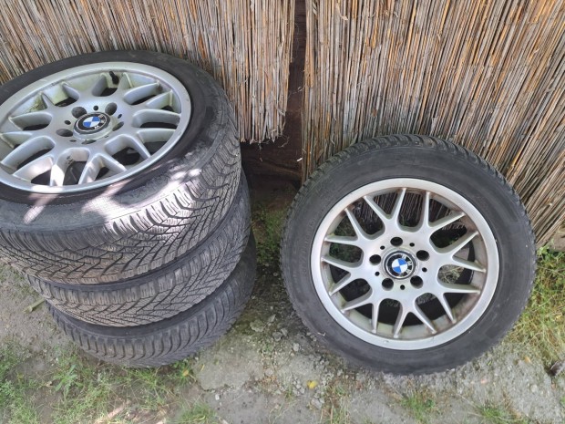 elado e 46 felnik