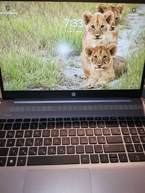 eladó garanciás laptop!