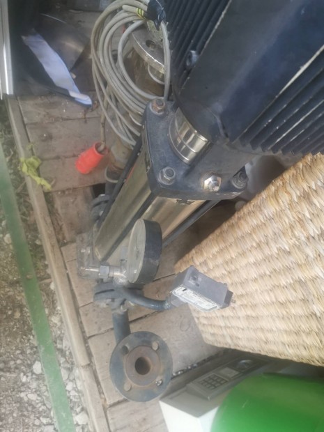 eladó grunfus cr4 es 380 v OS vizszivattyu