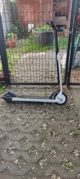 eladó ninebot kickscooter air