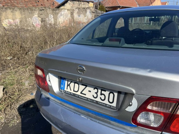 elado nissan almera csomagt�r ajt� sz�rke