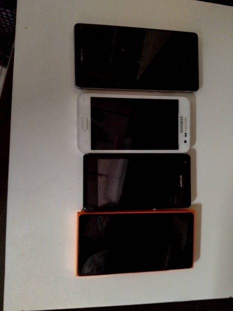 eladó régi telefon