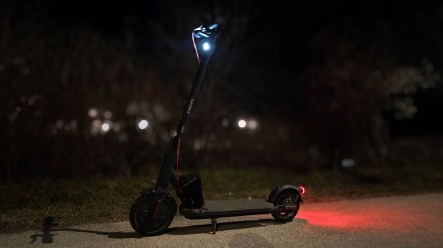 elad xiaomi electric scooter 4 lite+aksi=2szer-es hattv!!