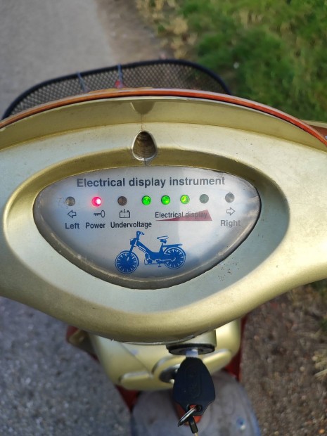 elektromos kerkpr robog 