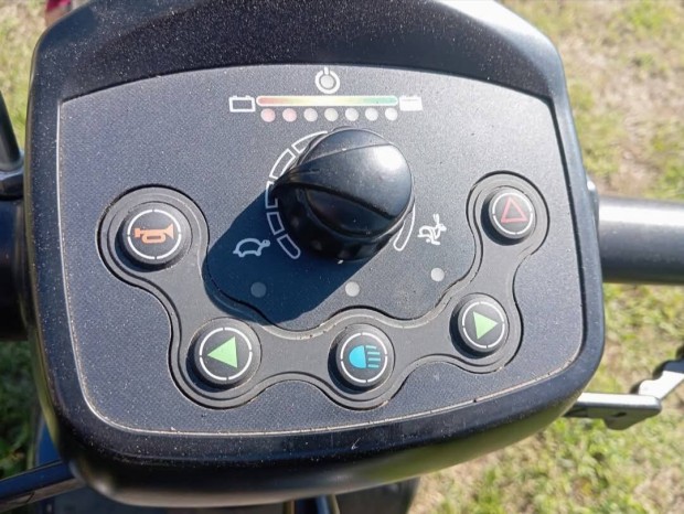 elektromos moped, rokkant kocsi