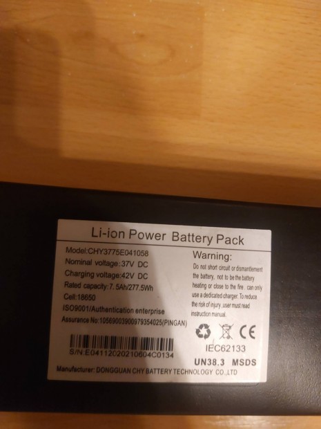 elektromos roller akumlátor 7.5 A 37v