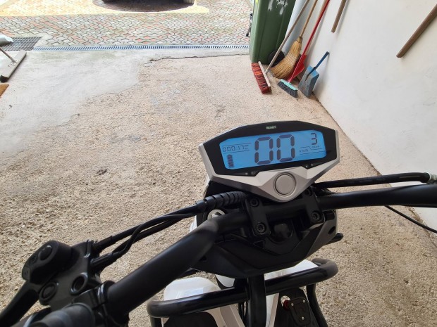 elektromos tricikli