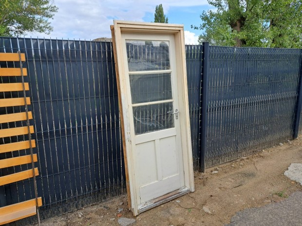 fa beltéri ajtó tokkal 90x210