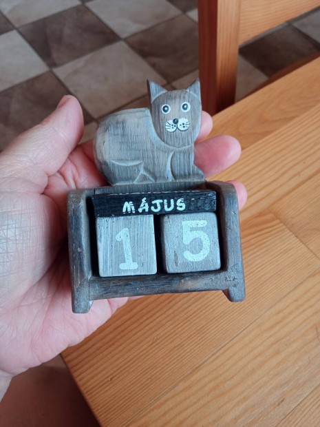 fa cica, macska öröknaptár, cicás