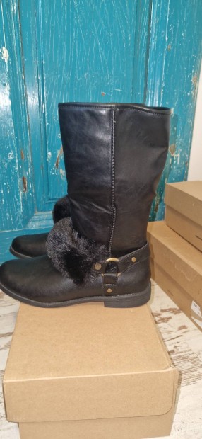 fekete Ugg csizma j