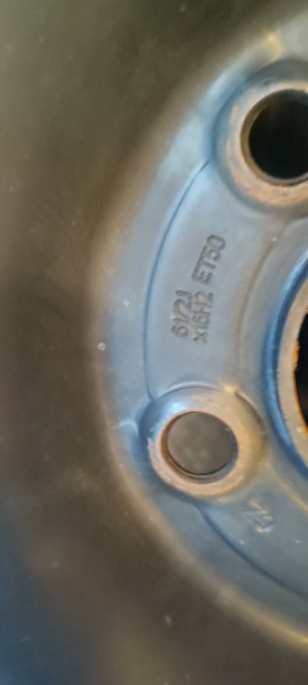 felni tligumival 205/55r16 