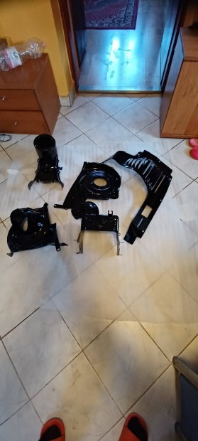 fiat 126 motorburkolat szinterezve