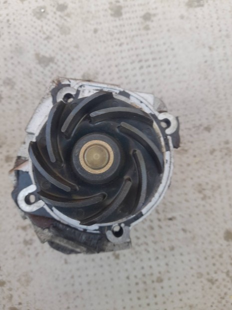 fiat 1.2 vízpumpa 500km van benne eladó