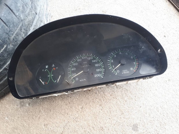 fiat punto  1,  1996  benzines  5 csatlakozs mszefal ra 