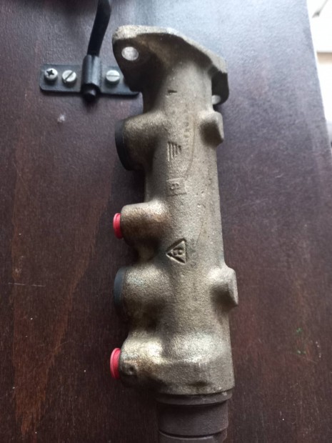 f�f�khenger aut� alkatr�sz