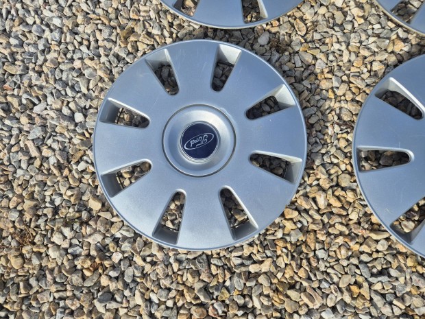 ford 16" gyri disztrcsa garnitura