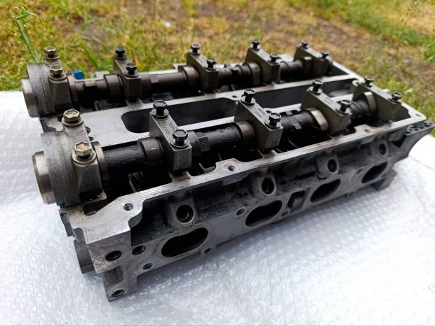 ford 1.6 hengerfej 