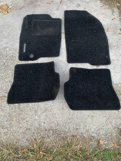 ford fusion autsznyeg szvet