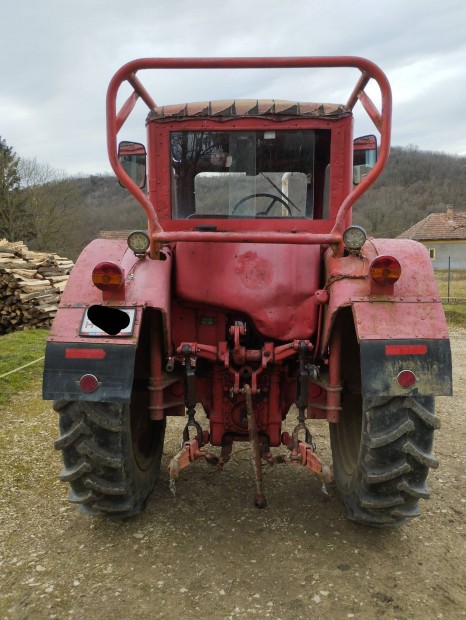 friss mszakival MTZ 50 traktor  kbt