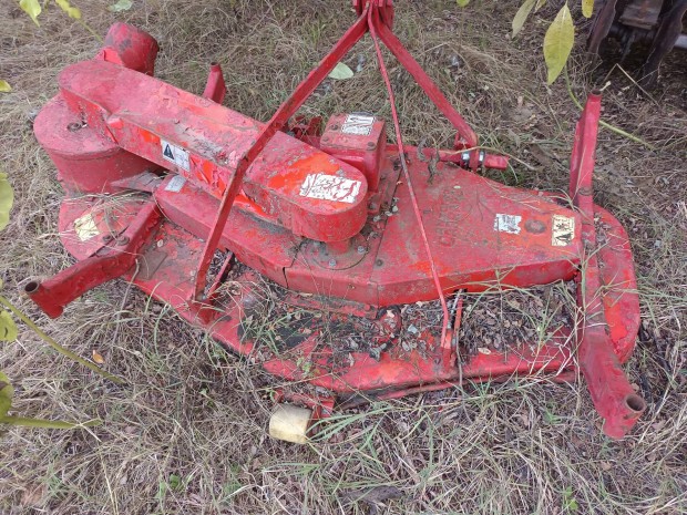 f�kasza szarz�z� nem mtz