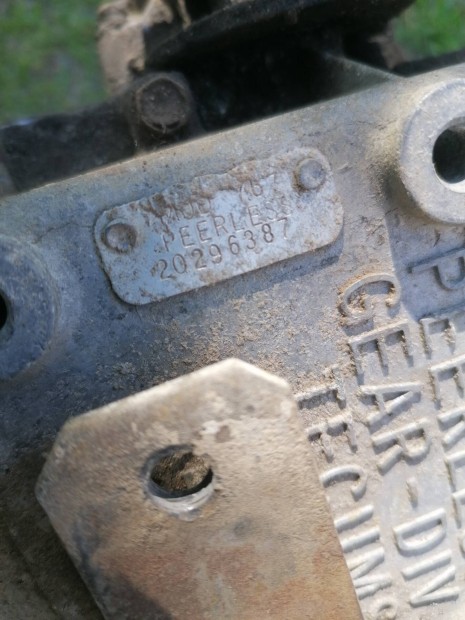 fűnyíró traktor, fűnyírótraktor váltó tecumseh