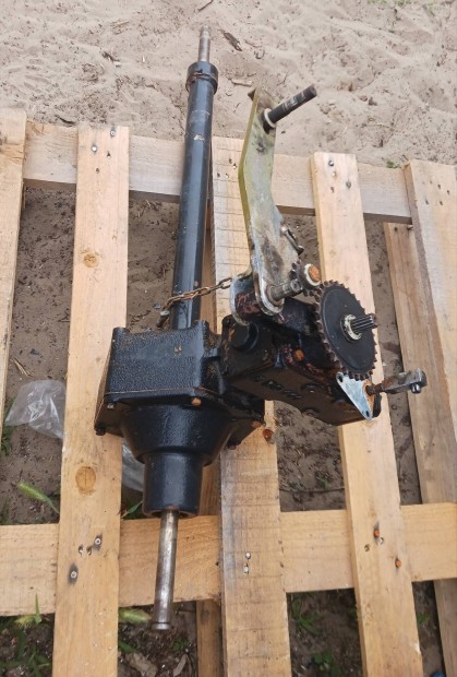 fűnyiró traktor diferenciálmű válto