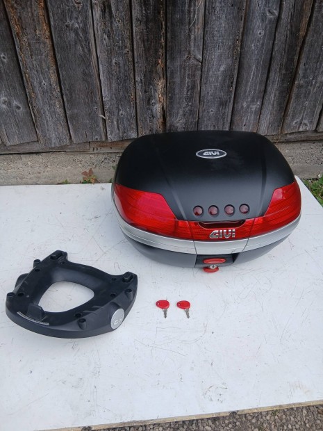 givi v46 Sisaktartó doboz eladó