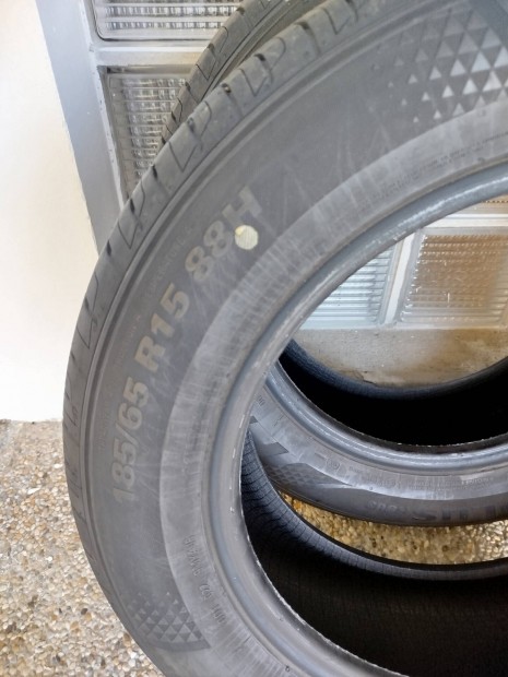 gumiabroncs Kumho új