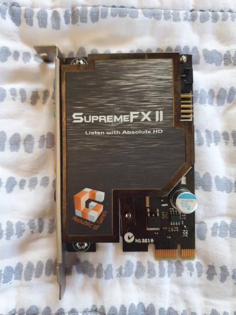 hangkártya Supreme Fx2