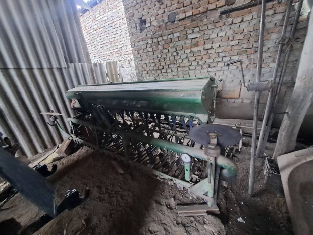 hassia gabonavet�g�p