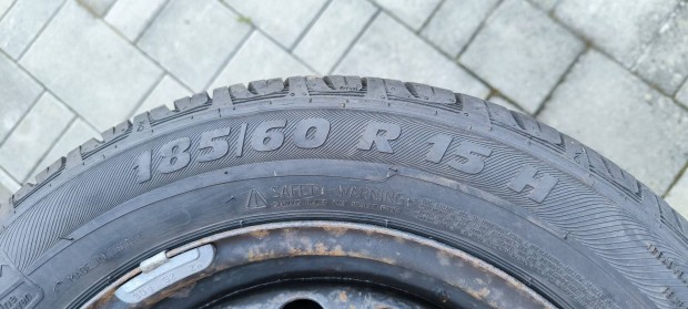 használt lemezfelni nyári gumival